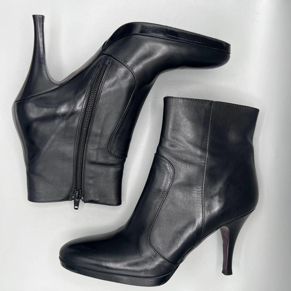 Via Spiga heeled black boots  womens sz 6M